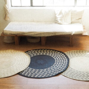 Alternative view of Black Triangle Round Rug 4'